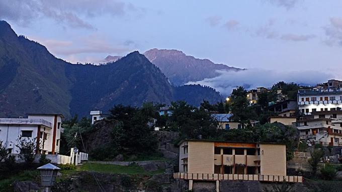 Nature Inn Homestay Joshimath Exterior photo